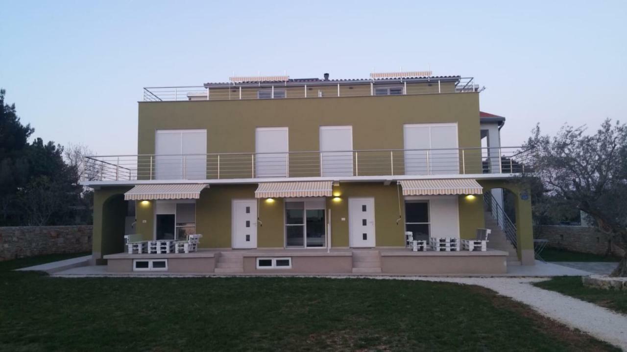 Apartments Nogic Peroj Bagian luar foto